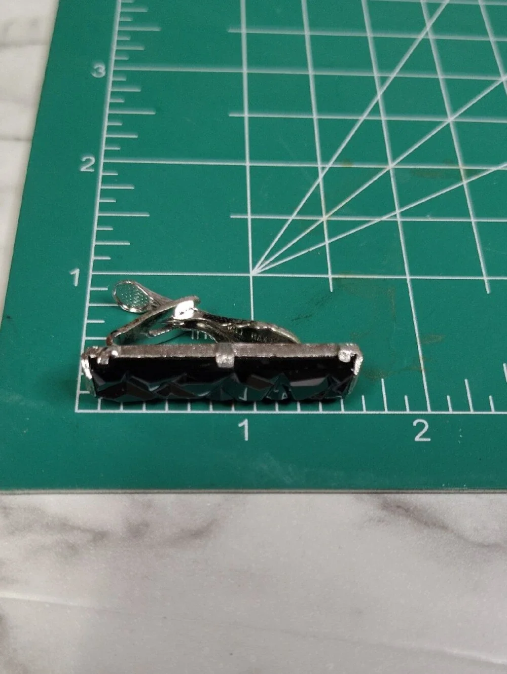 Silver-Tone Black Faceted Bar Tie Clip